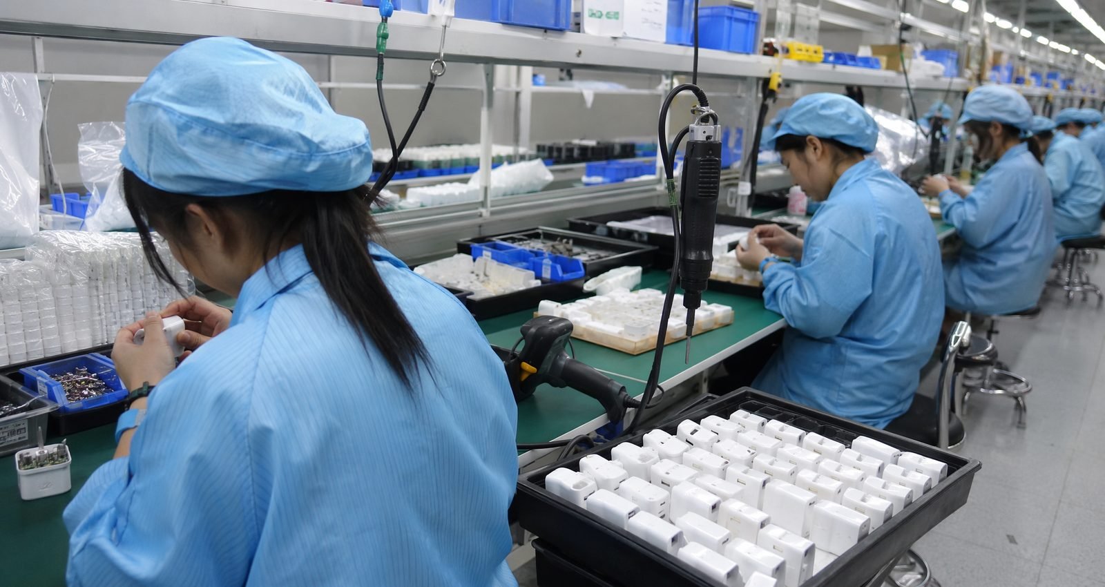 LIFOOST charger assembly line
